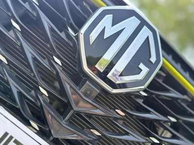 MG RX5 Luxury-20