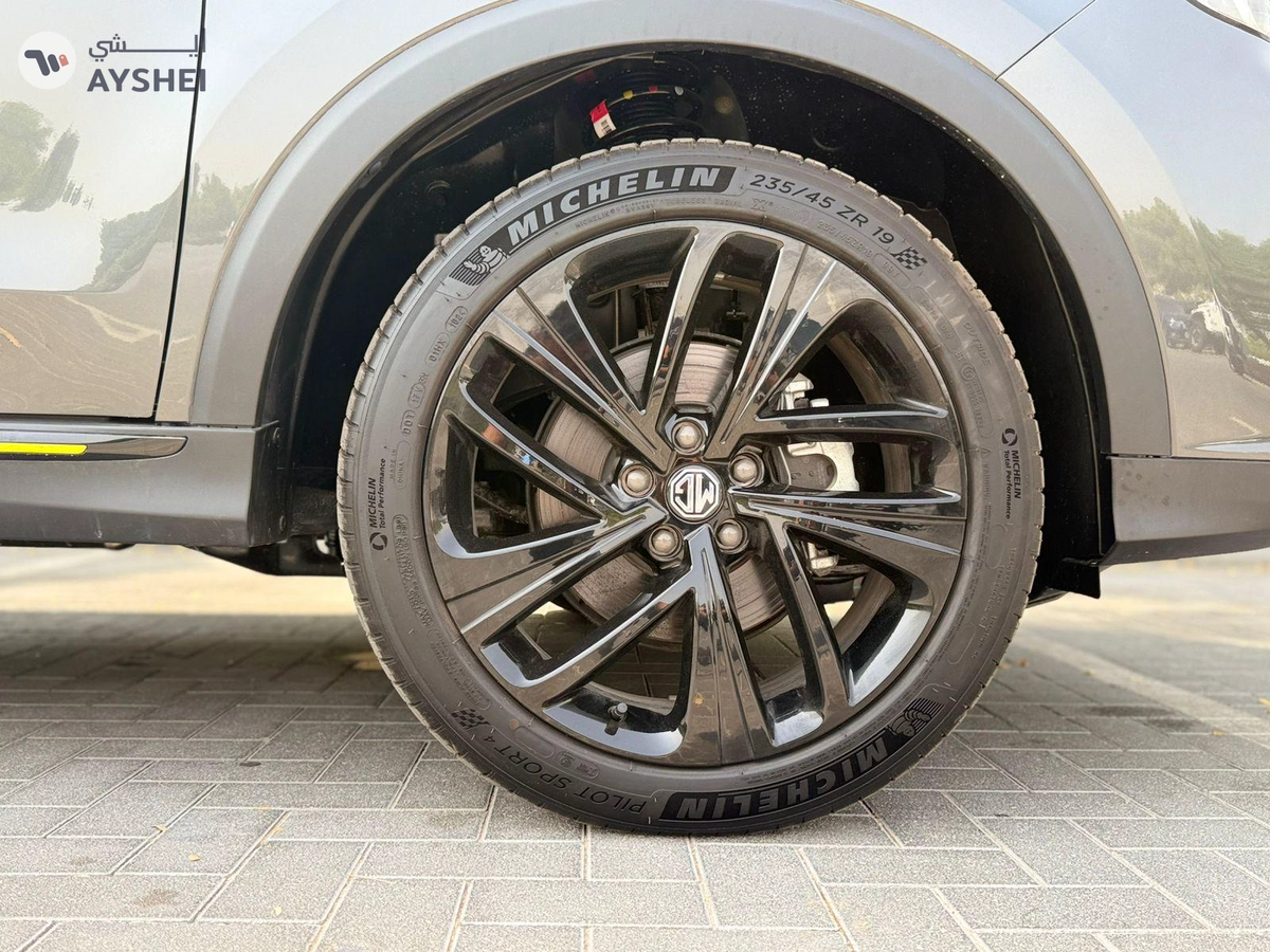 MG RX5 Luxury-18-18