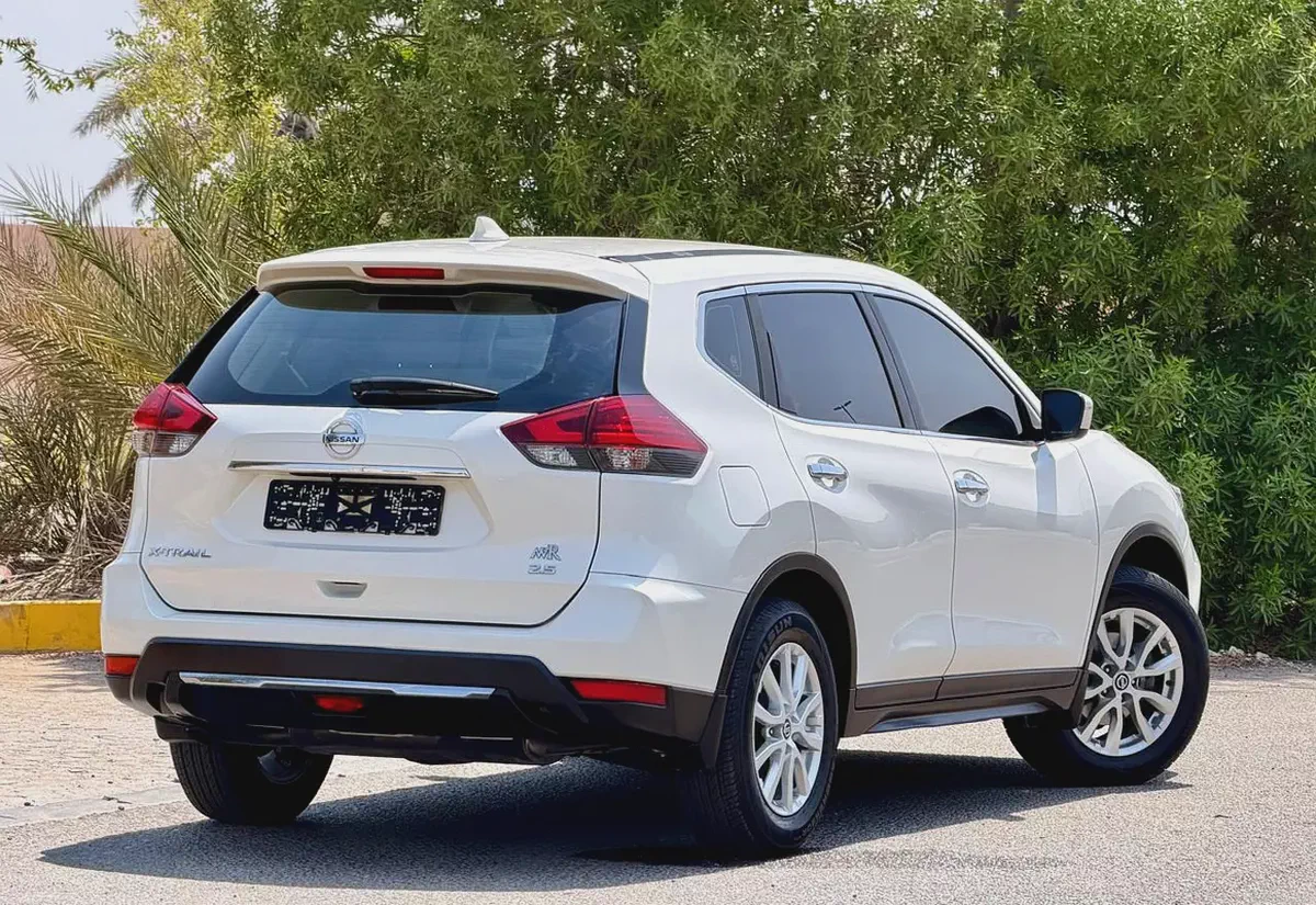 770-Monthly l GCC l 5 Seater, Cruise, Camera, GPS l Accident Free-4-4