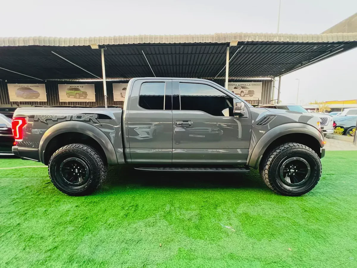 فورد F-150 رابتر سوبر كاب (باب ونص) موديل 2018 | فل أوبشن | مواصفات خليجية GCC-1-1