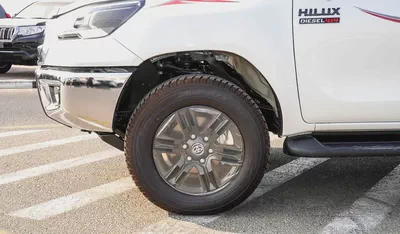 Toyota Hilux 2026 Double Cab DLS GCC Specs-3