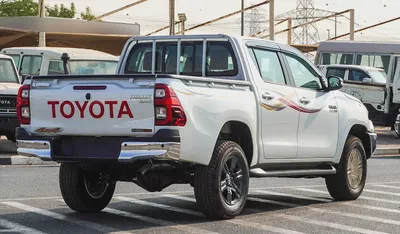 Toyota Hilux 2026 Double Cab DLS GCC Specs-5
