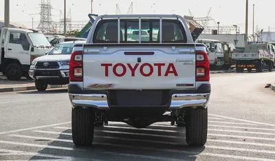 Toyota Hilux 2026 Double Cab DLS GCC Specs-6
