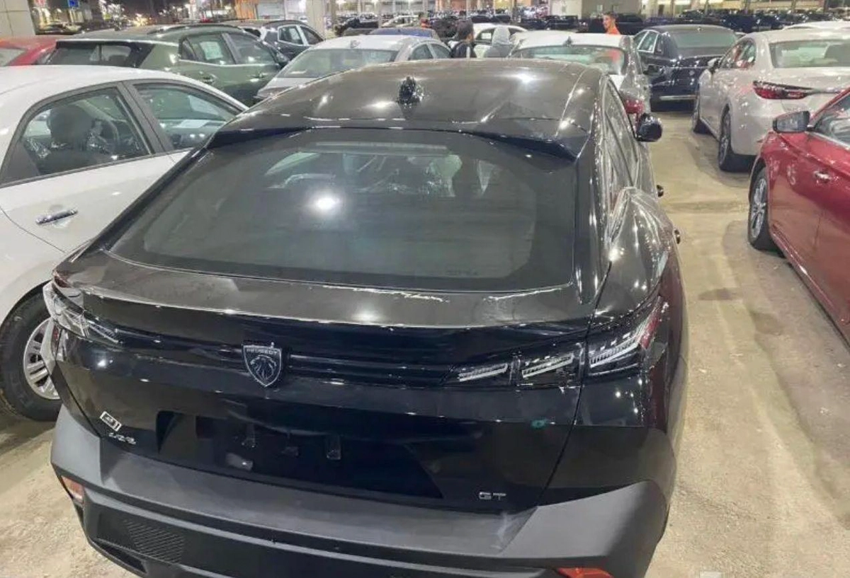 New 2024 Peugeot Peugeot 408 – Black-2-2
