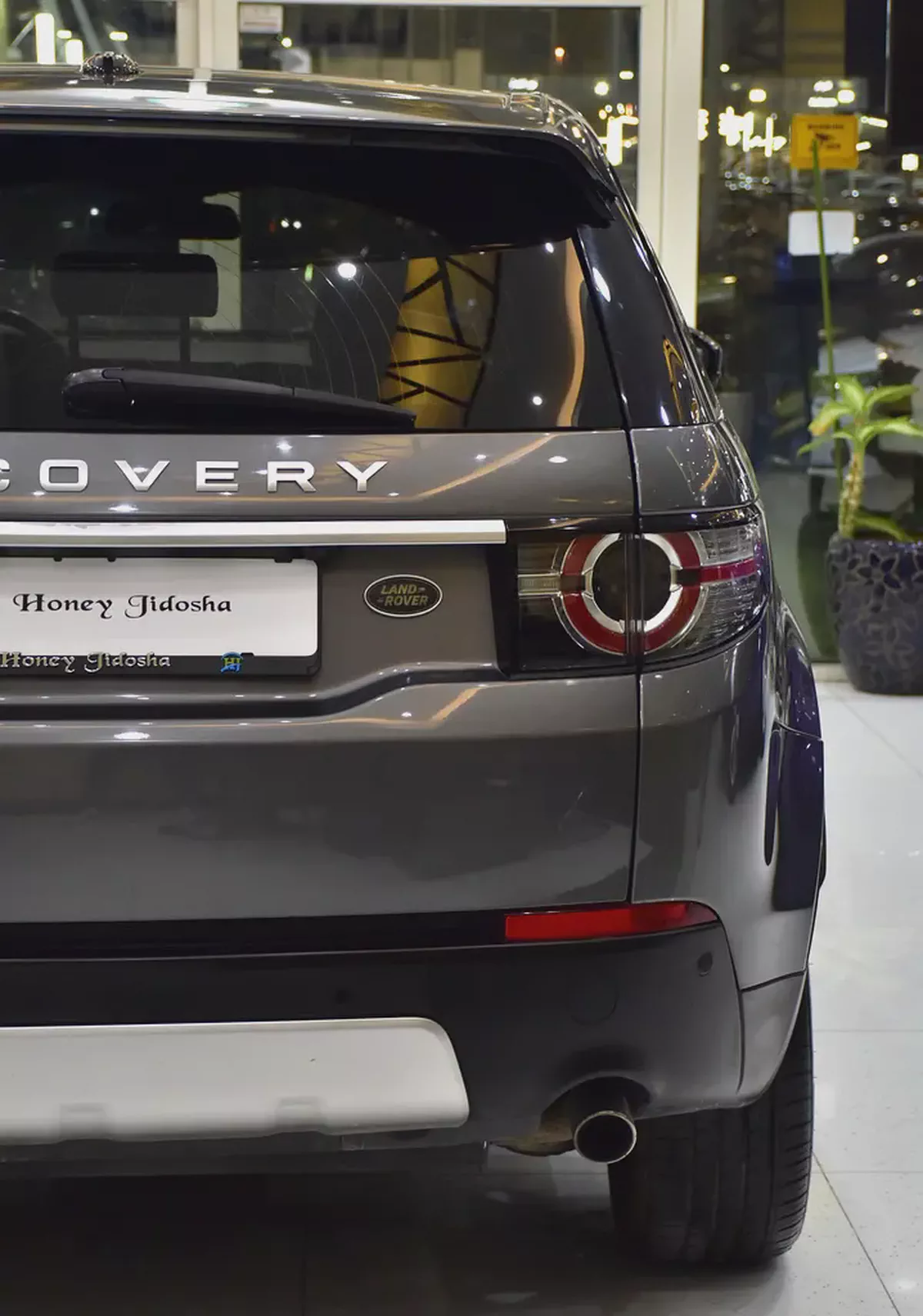 EXCELLENT DEAL for our Land Rover Discovery Sport HSE Luxury ( 2016 Model ) in Grey Color GCC Specs-8-8