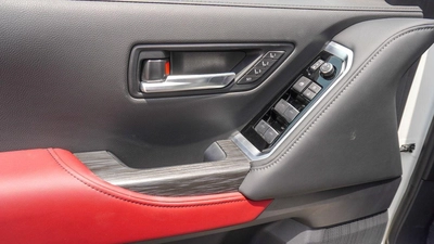 Toyota Land Cruiser VXR TWIN TURBO 3.5L V6 Hybrid-10