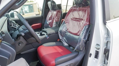 Toyota Land Cruiser VXR TWIN TURBO 3.5L V6 Hybrid-15
