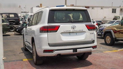 Toyota Land Cruiser VXR TWIN TURBO 3.5L V6 Hybrid-19