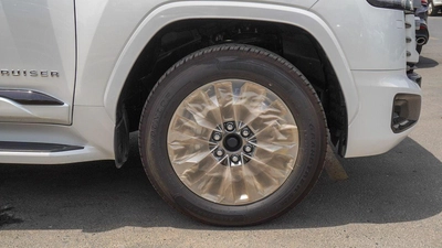 Toyota Land Cruiser VXR TWIN TURBO 3.5L V6 Hybrid-22