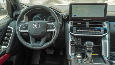 Toyota Land Cruiser VXR TWIN TURBO 3.5L V6 Hybrid-7