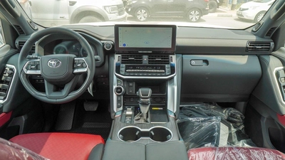 Toyota Land Cruiser VXR TWIN TURBO 3.5L V6 Hybrid-8