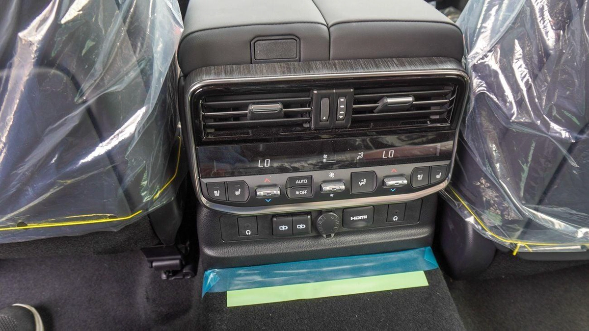 Toyota Land Cruiser VXR TWIN TURBO 3.5L V6 Hybrid-13-0