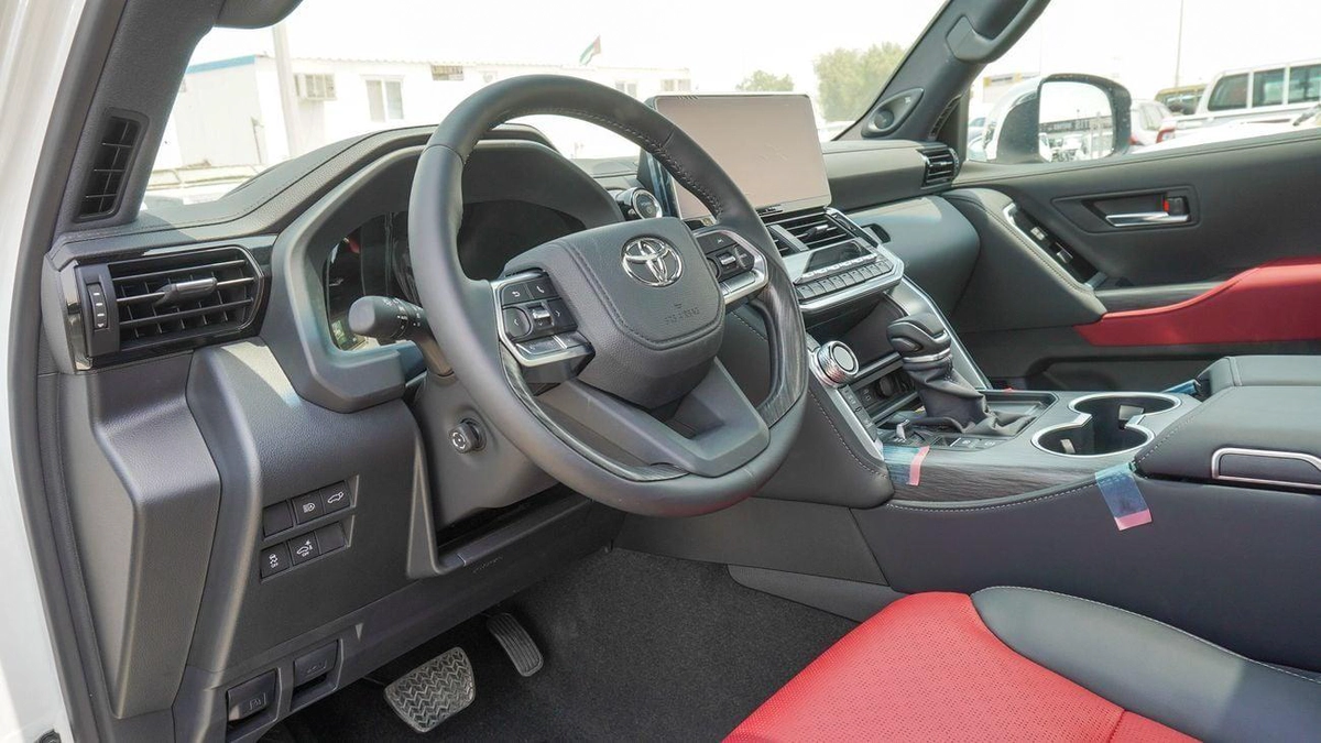 Toyota Land Cruiser VXR TWIN TURBO 3.5L V6 Hybrid-3-0