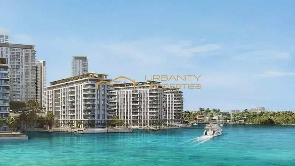 Luxury 3-Bedroom Apartment | Spacious Layout | Prime Waterfront Living
