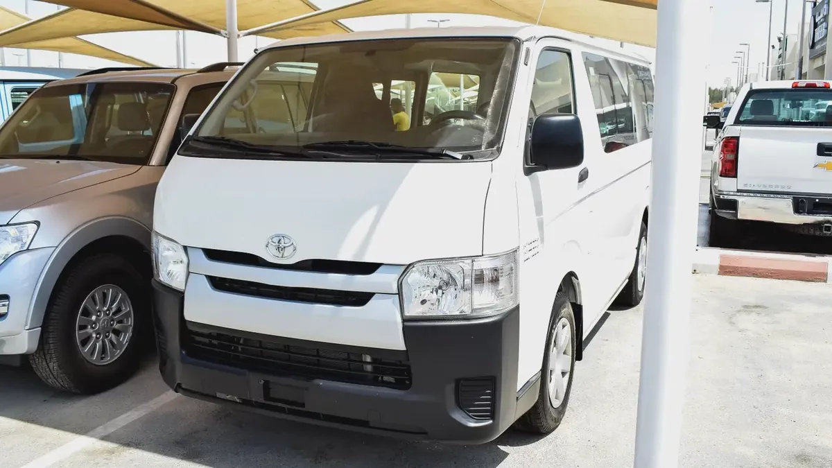 Toyota Hiace 2015 very good condition-1-1