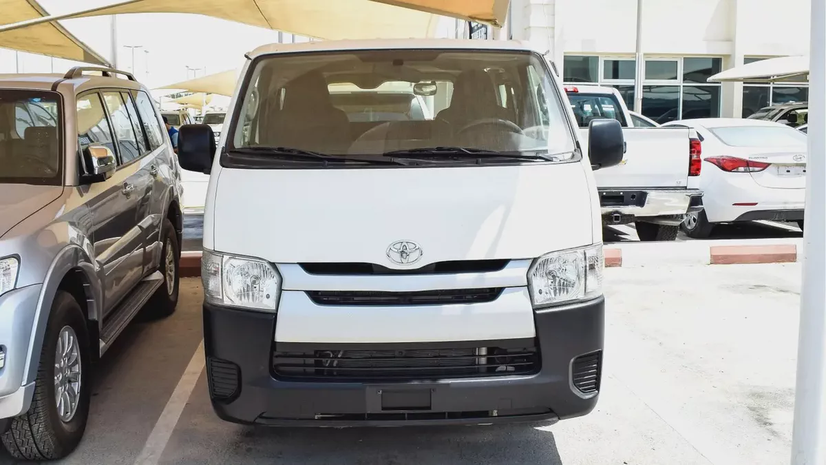 Toyota Hiace 2015 very good condition-2-2