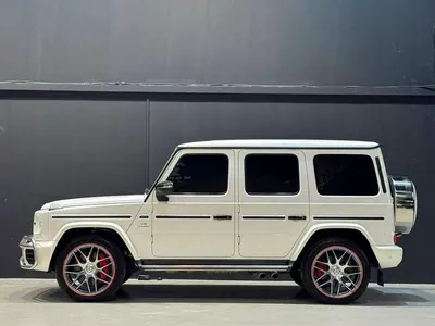 Mercedes Benz G63 AMG STANDARD || GCC Specs | Full Service History | Smart Paint | 2 Keys | Only 114,511 km-3