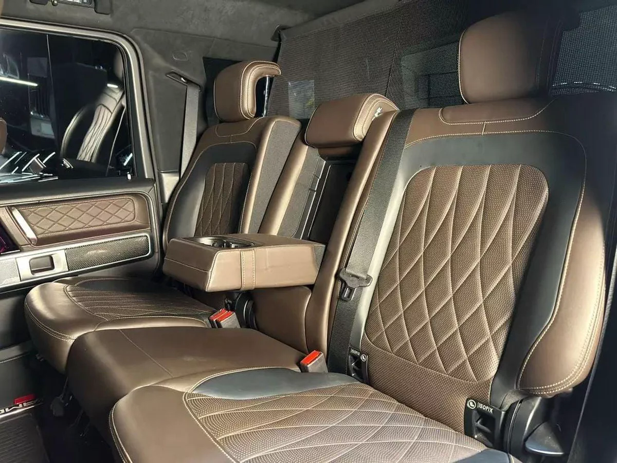 Mercedes Benz G63 AMG STANDARD || GCC Specs | Full Service History | Smart Paint | 2 Keys | Only 114,511 km-13-0