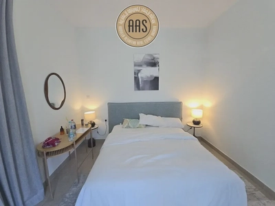Fully furnished 1bhk 2bathrooms in 100k balcony wardrobes 1parking free-12