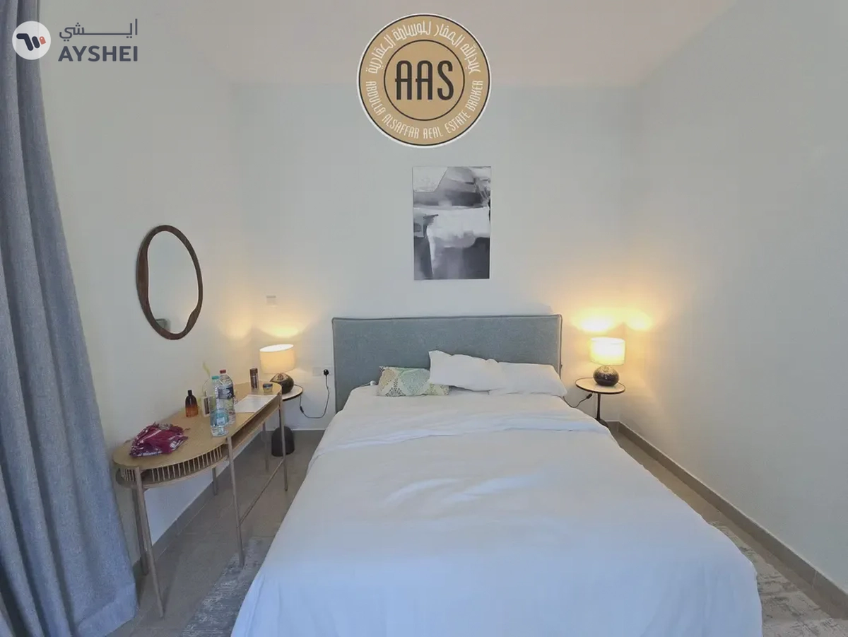 Fully furnished 1bhk 2bathrooms in 100k balcony wardrobes 1parking free-12-12