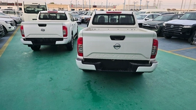 NISSAN NAVARA DOUBLE CAB 2.5L DIESEL 4X4 2026-5