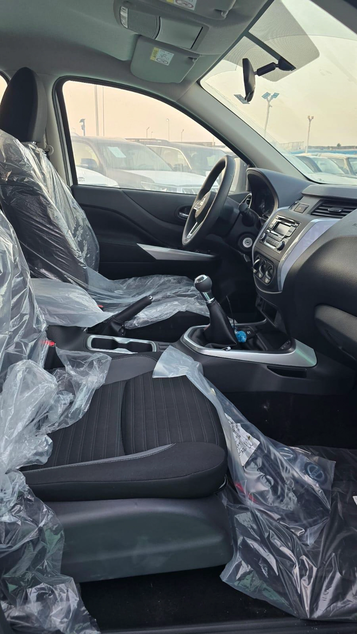 NISSAN NAVARA DOUBLE CAB 2.5L DIESEL 4X4 2026-6-6