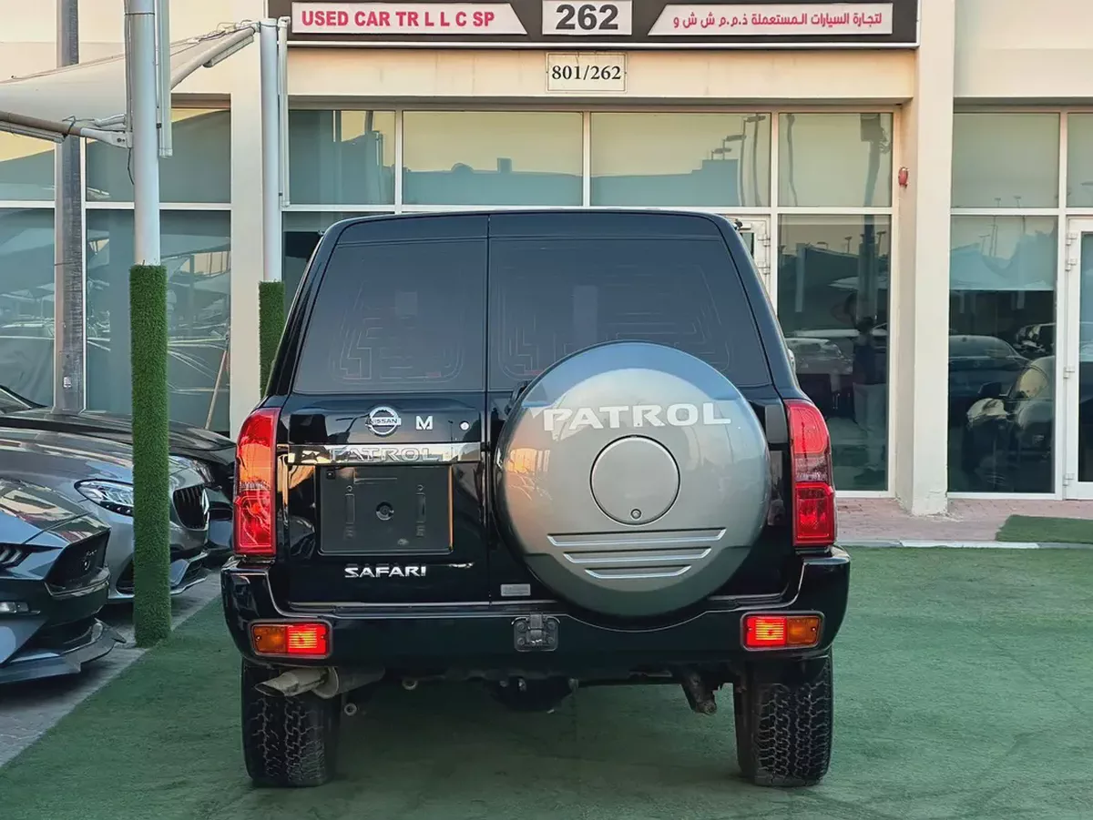 NISSAN PATROL VTC SAFARI GCC 2021
Zero Accidents Perfect Condition
Full option
يسان باترول فتك-8-8