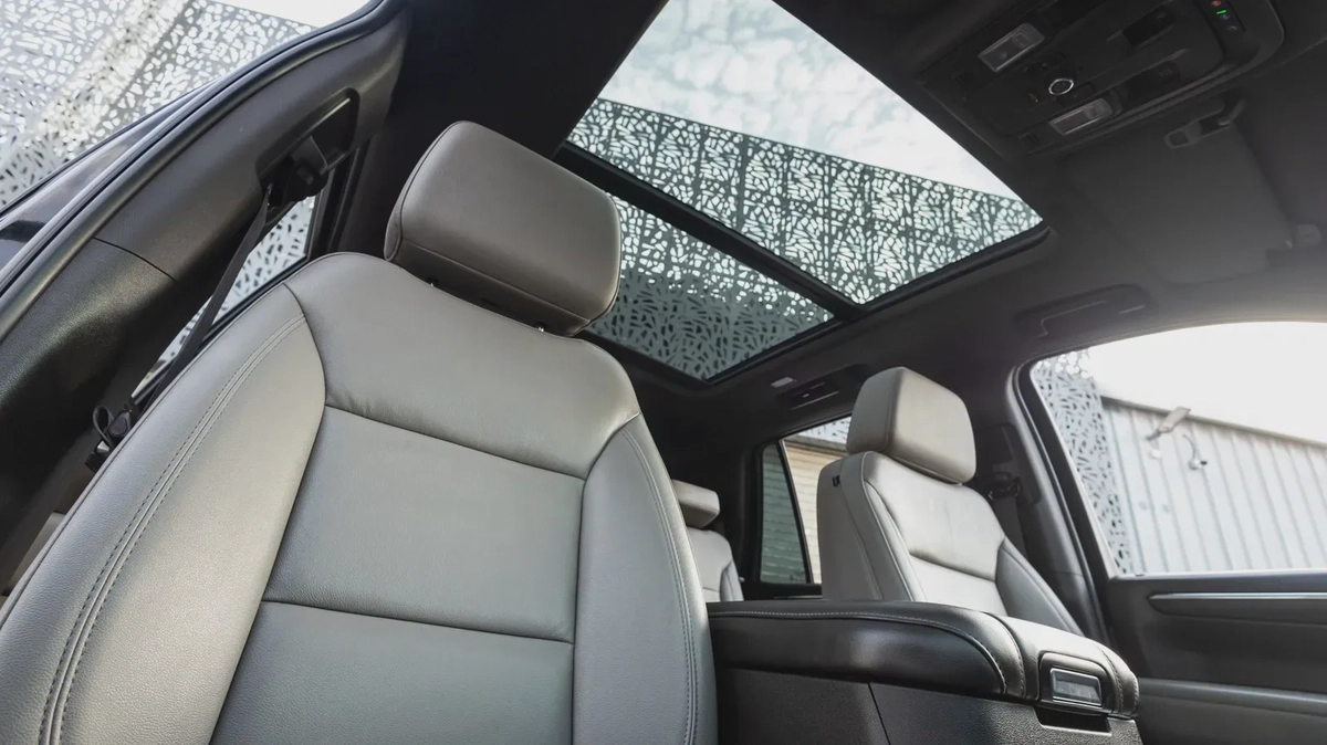 Chevrolet Tahoe 2025-13-13
