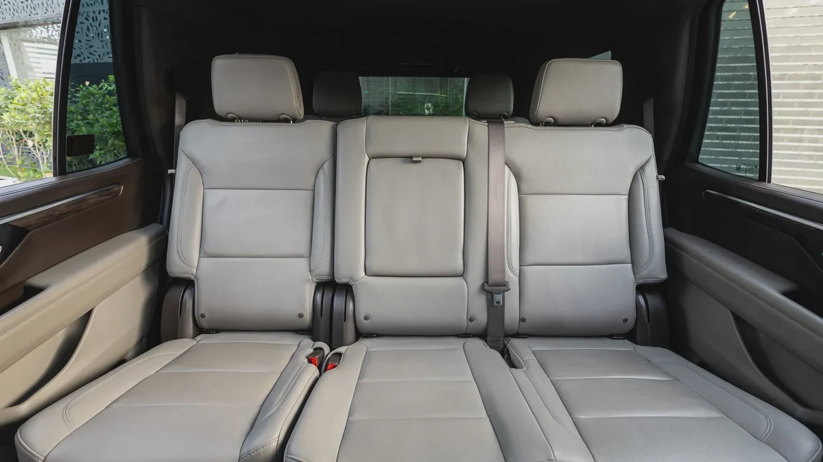 Chevrolet Tahoe 2025-1-1