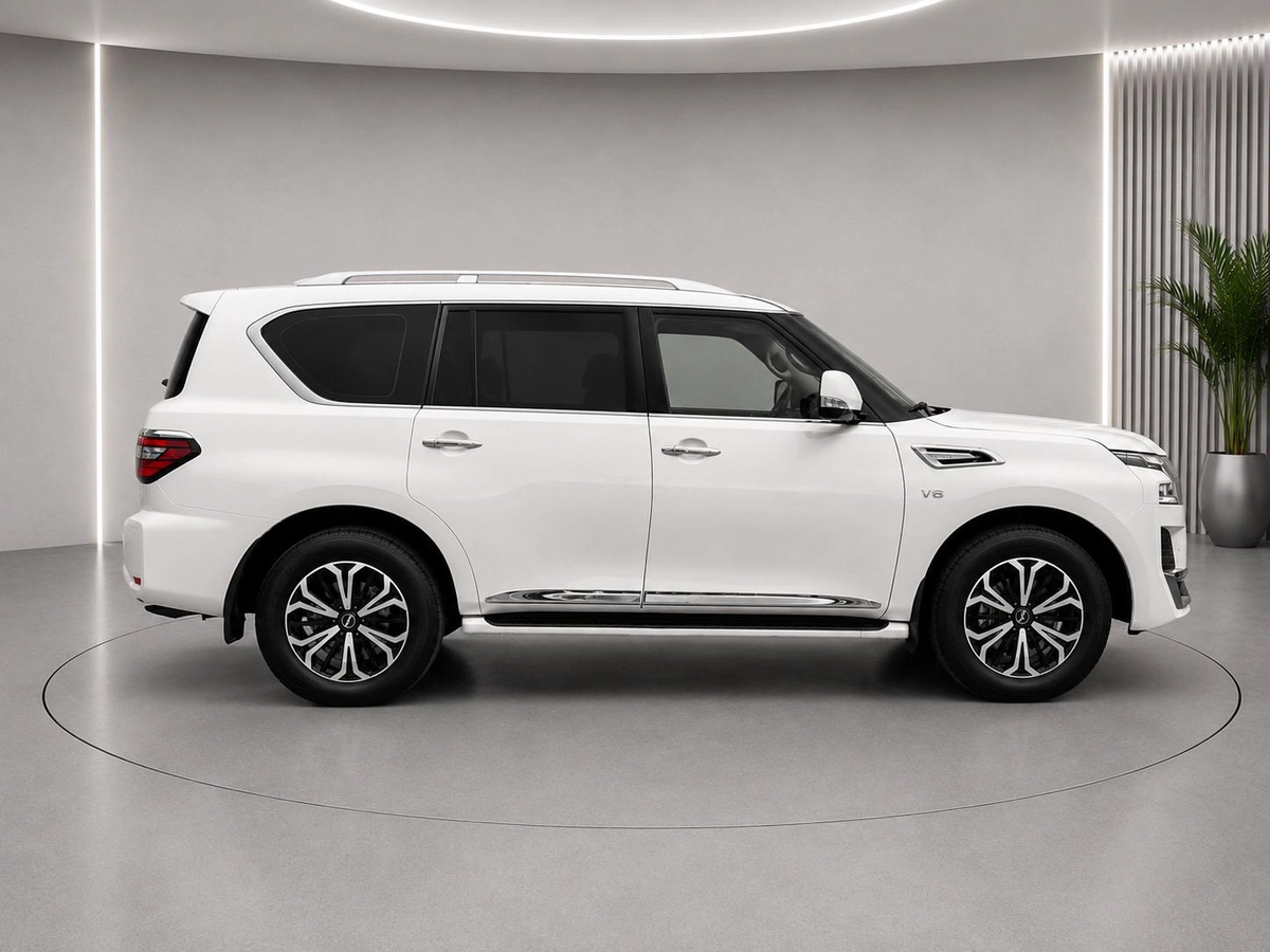 2024 Nissan Patrol LE Titanium | GCC | 21,800 KM | Pristine Condition-2-2
