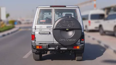 2025 Toyota Land Cruiser LC71 4.0L AT Petrol Full Option (Silver-Brown)-4