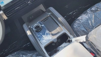 Chery iCAR 03T (White)-9