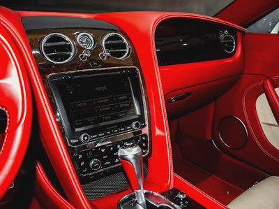 Bentley Continental GTC 2013 | GCC Specs | Pristine Condition ll Low mileage-17