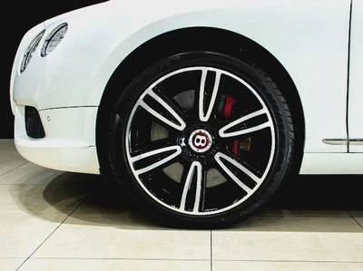 Bentley Continental GTC 2013 | GCC Specs | Pristine Condition ll Low mileage-7