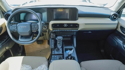 Toyota Prado 2025 TXL basic  GCC Specs - Brand New-12