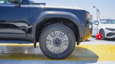 Toyota Prado 2025 TXL basic  GCC Specs - Brand New-4
