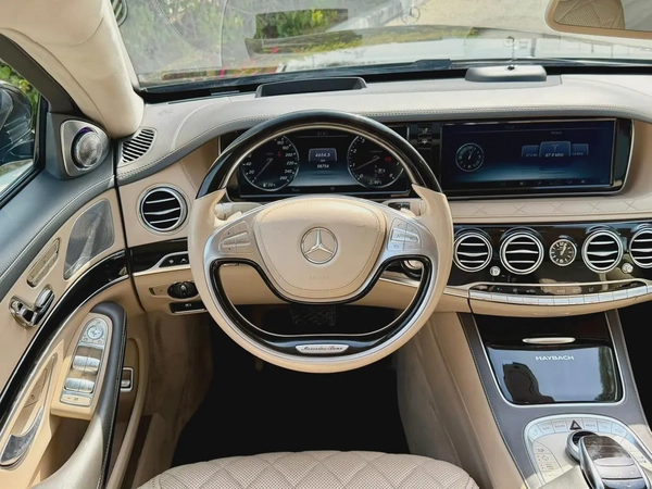 Mercedes-Maybach S-Class S600