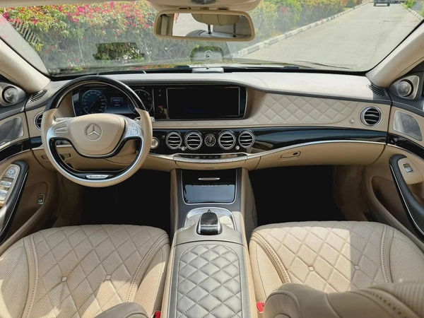 Mercedes-Maybach S-Class S600
