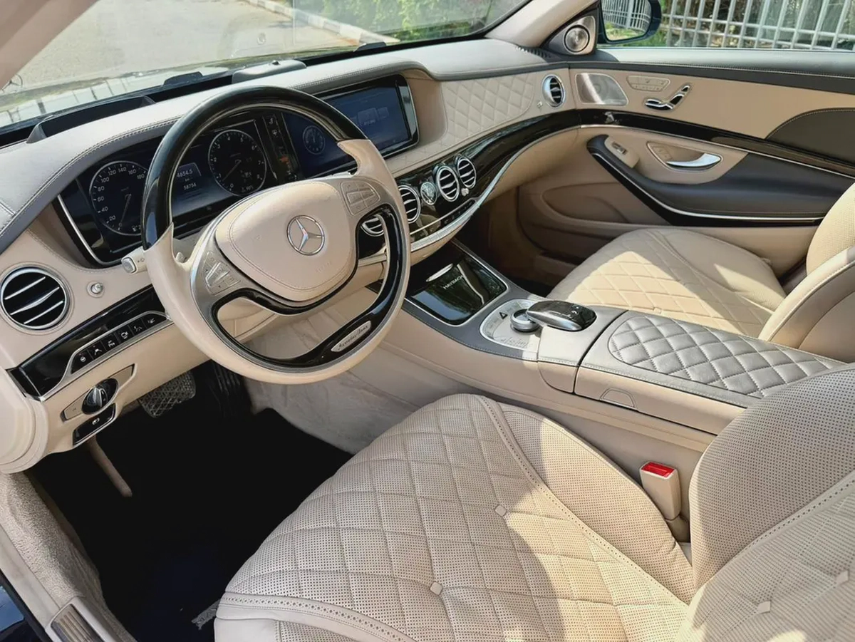 Mercedes-Maybach S-Class S600
