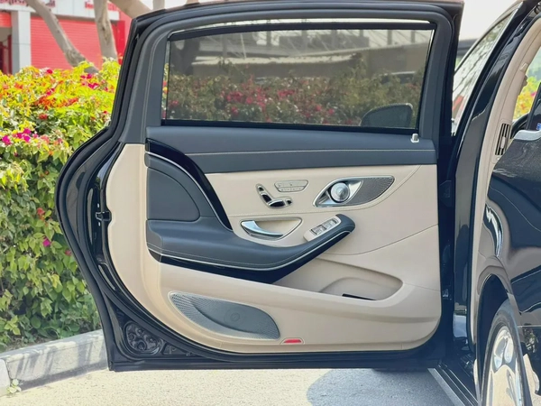 Mercedes-Maybach S-Class S600