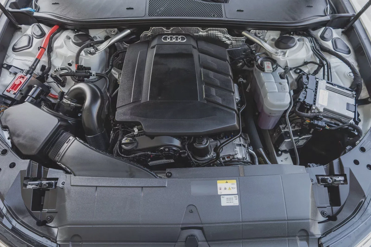 Audi A6 2024-12-12