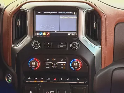 Chevrolet Silverado 1500 Z71 2019 | GCC Specs | Low Mileage-11