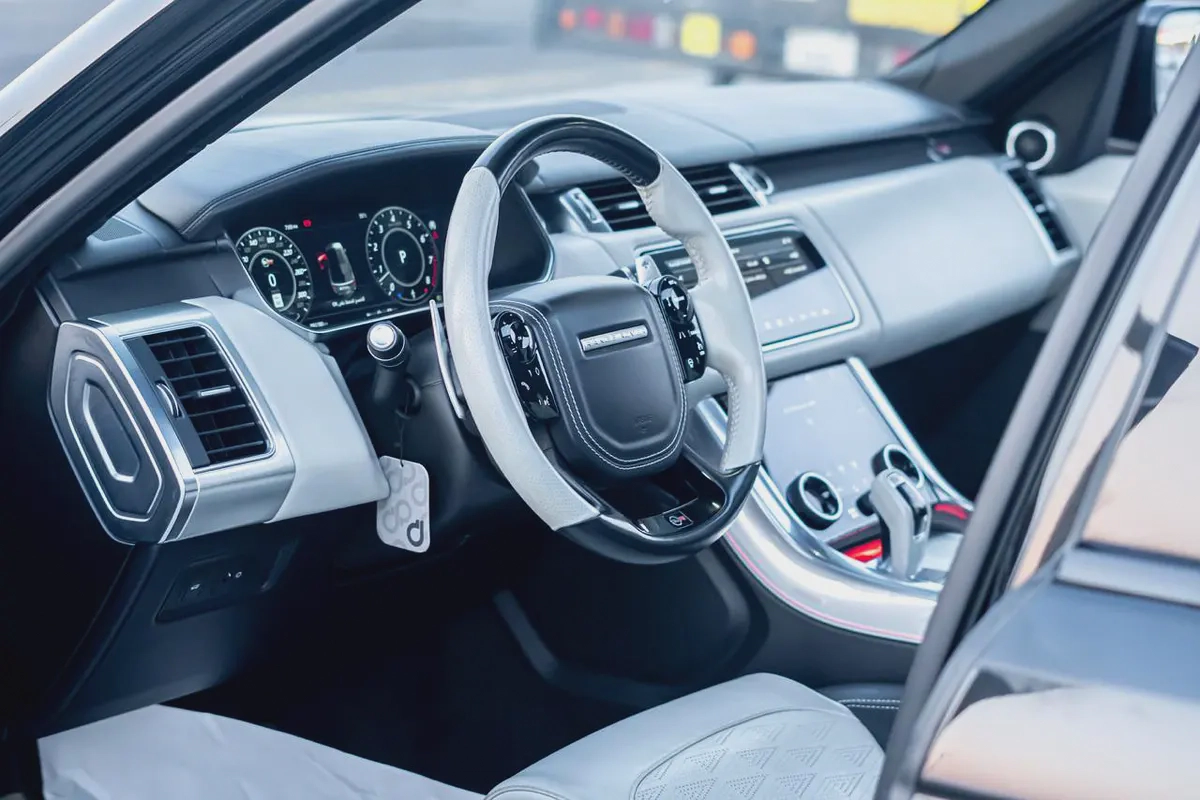2018  Range Rover Sport SVR CLEANTITLE | Carbon Fiber Pack | Performance SUV-11-11