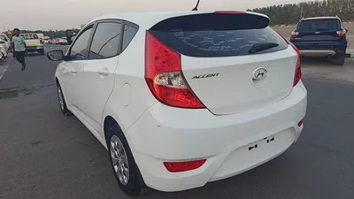 Hyundai Accent GL 2015 GCC Specs-3