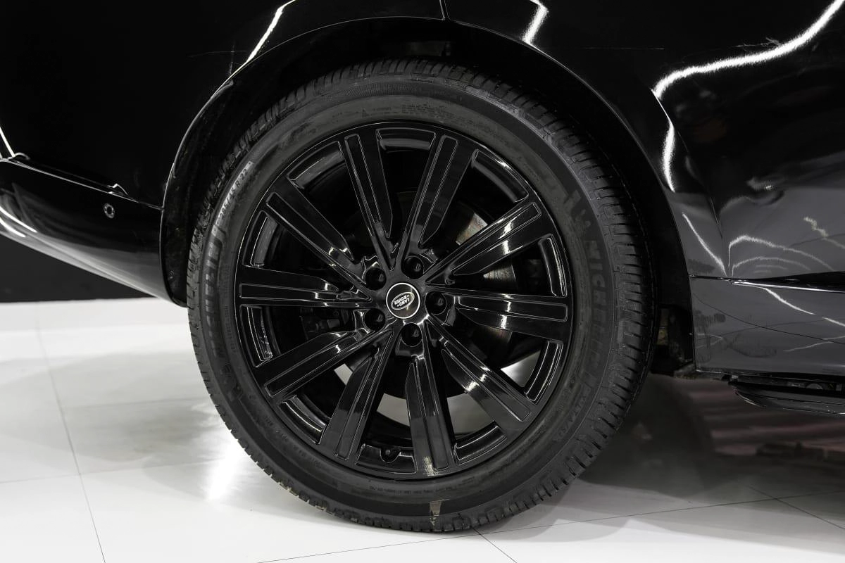Land Rover Range Rover Vogue HSE P530-3-3