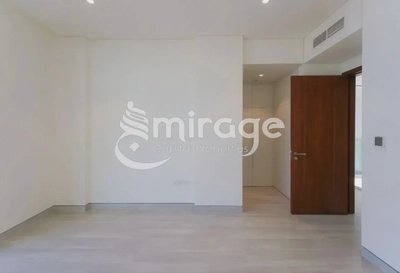 TOWNHOUSE FOR SALE IN NAD AL DHABI, AL JUBAIL ISLAND-9