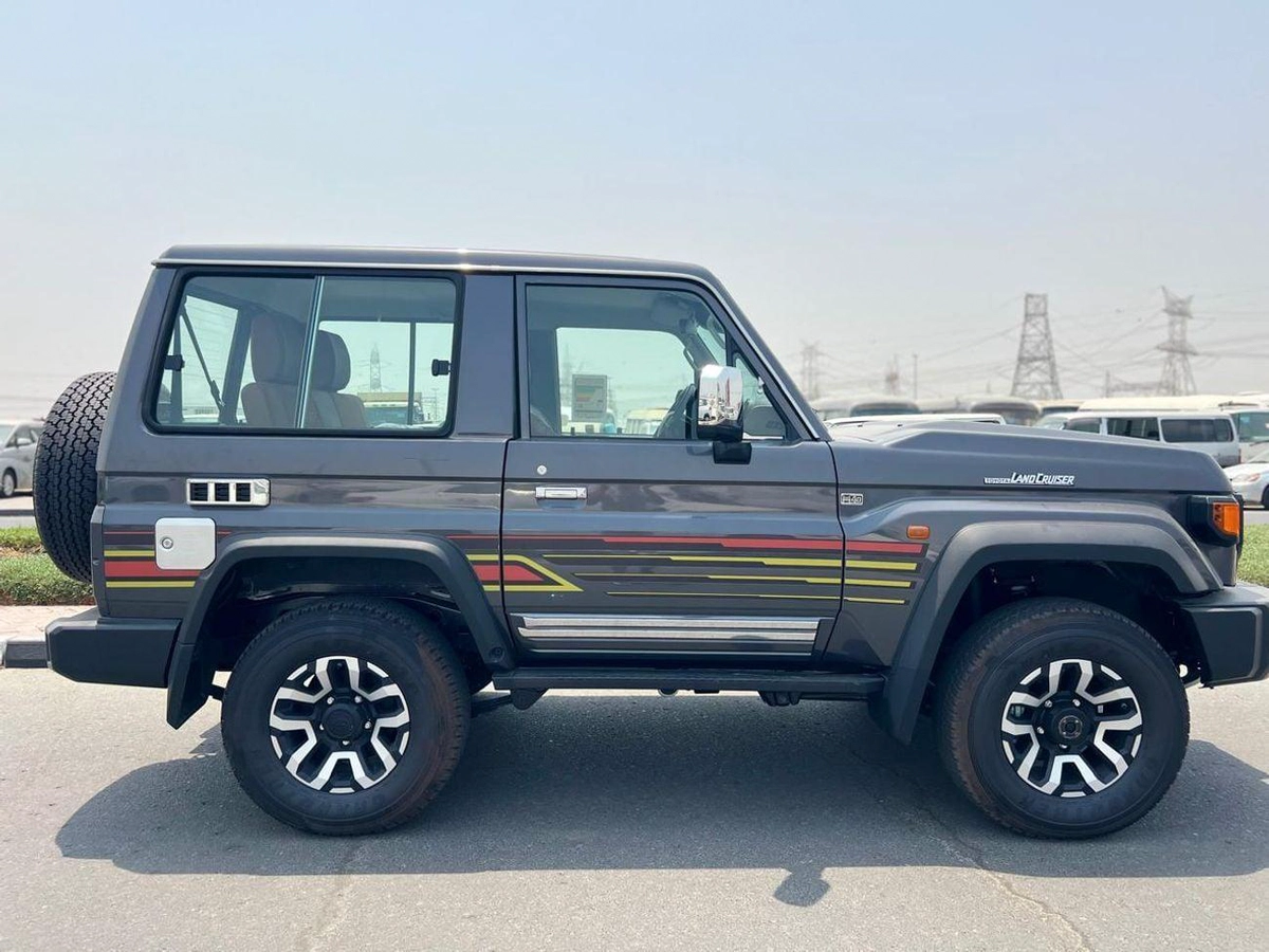 Toyota Land Cruiser HARDTOP LC71-1-1