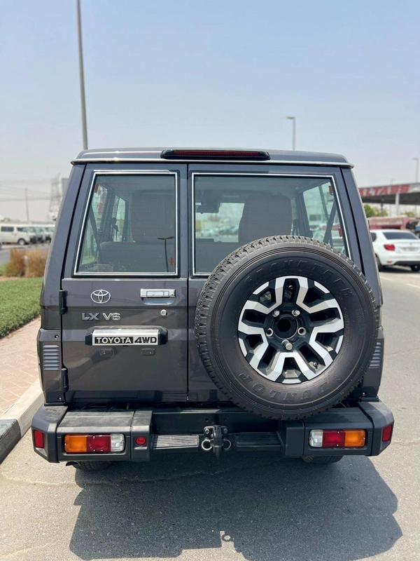 Toyota Land Cruiser HARDTOP LC71