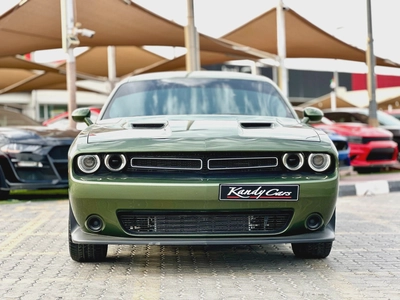 2021 Dodge Challenger SXT-1