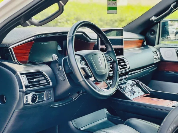 LINCOLN NAVIGATOR RESERVE | GCC SPECS | KMS: 71,000 | YEAR:2019 | FULL-SERVICE HISTORY BY AGENCY